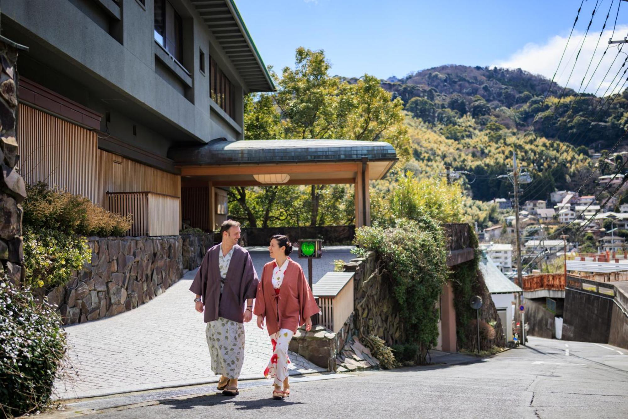 Fukiya Ryokan Югавара Екстериор снимка