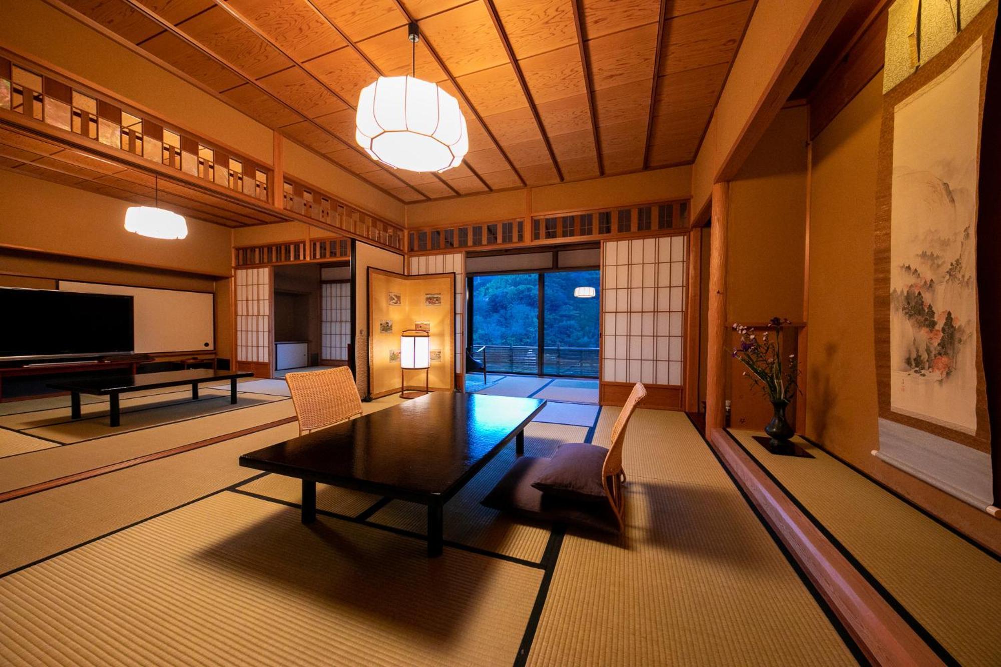 Fukiya Ryokan Югавара Екстериор снимка